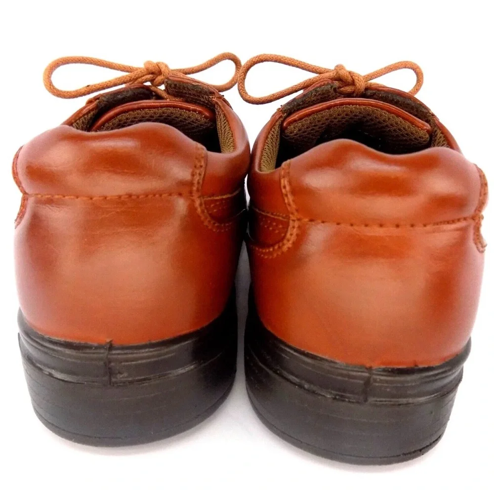 Deer Stags Tan Leather Oxfords Sz 1.5  NWOT